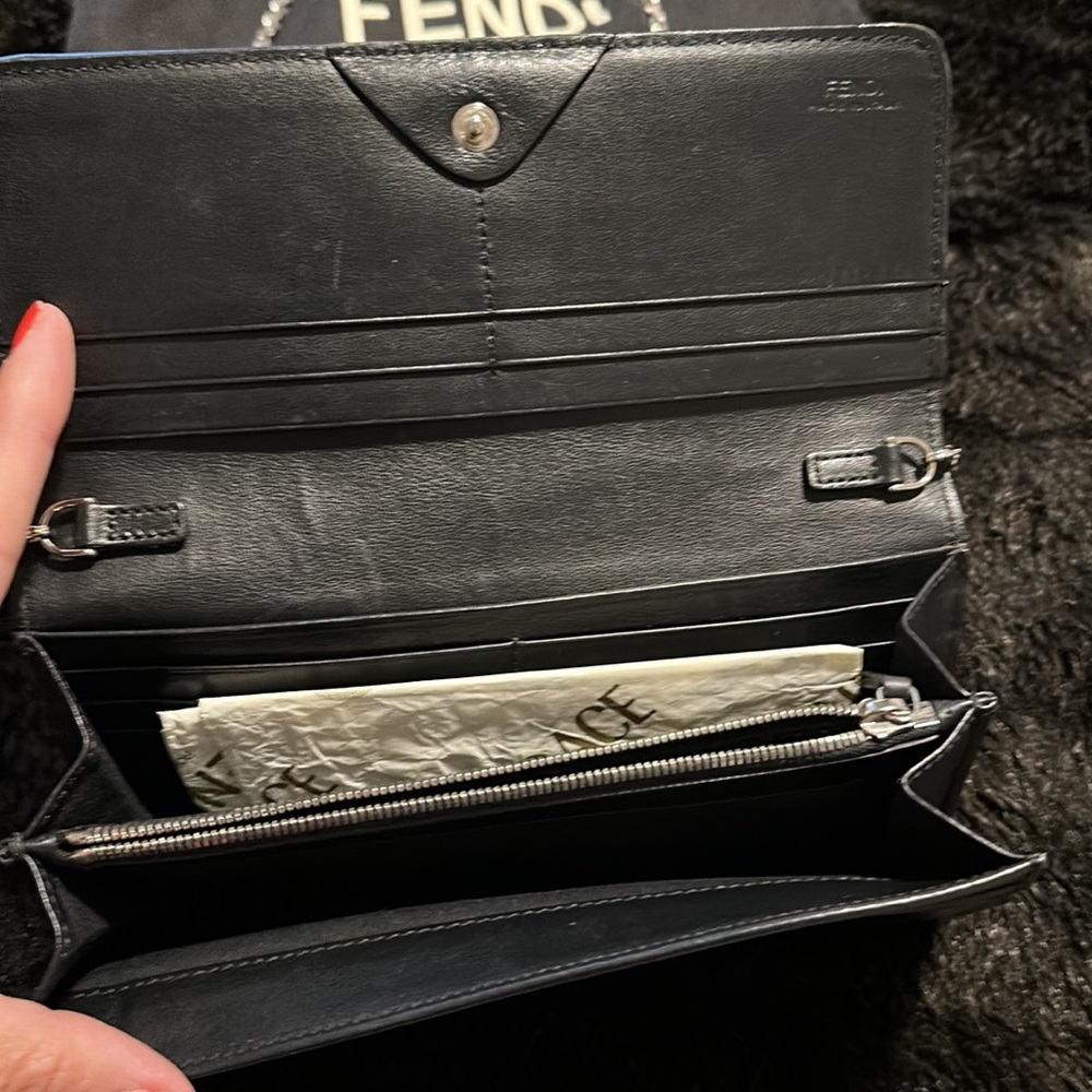 Fendi - Picture 5 of 14